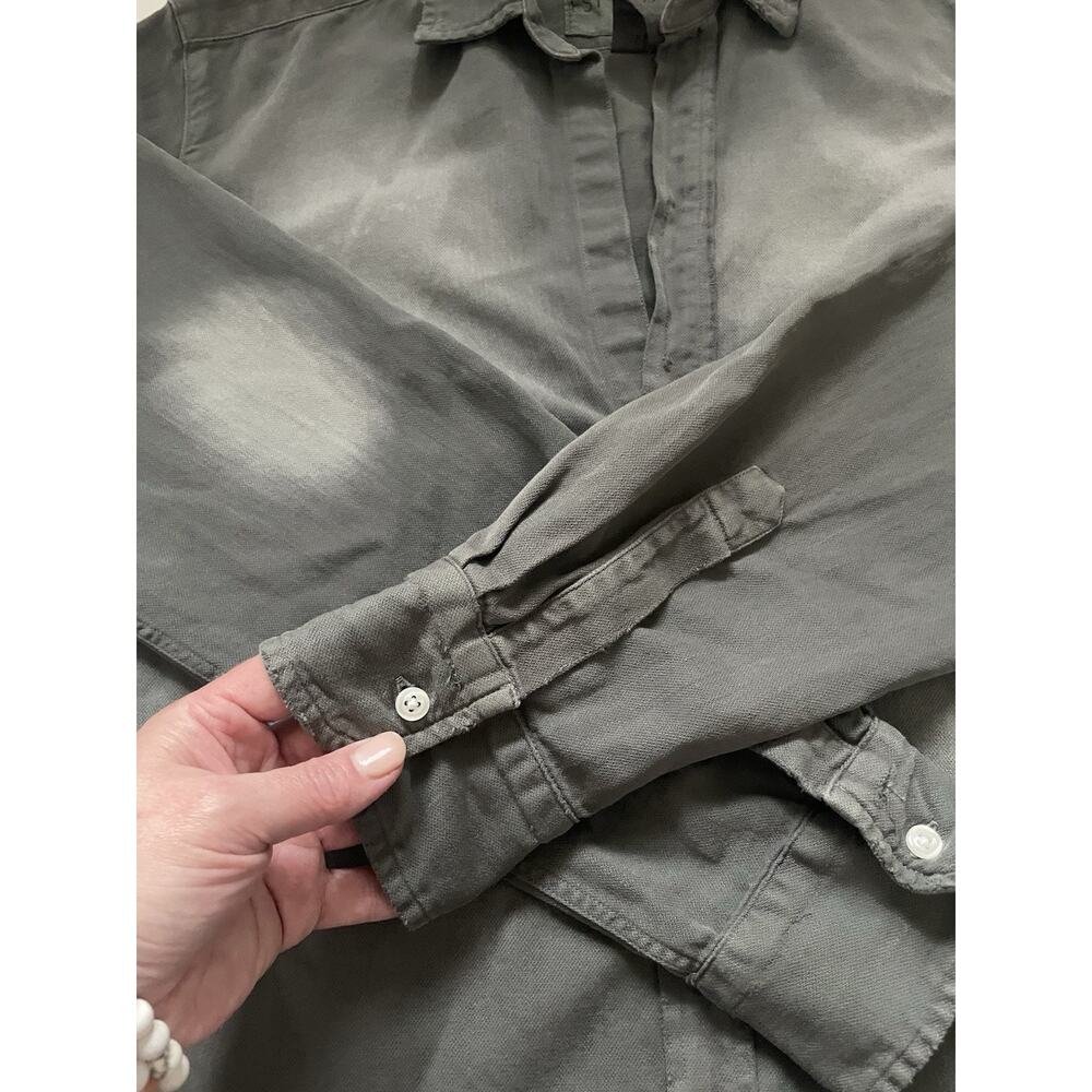 Frank & Eileen “Eileen” Famous Denim Shirt Distressed Button Up Gray Med - Picture 8 of 10